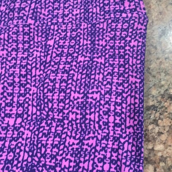 TC NWOT LuLaRoe Leggings H03 4376 - Picture 2 of 3
